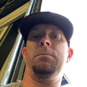 Meet your Posher, Bob